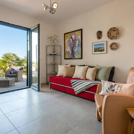 Luxury Sunshine In With Pool And Sea View Вилла *
