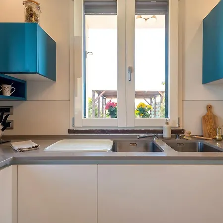 Вилла Luxury Sunshine In With Pool And Sea View Альгеро