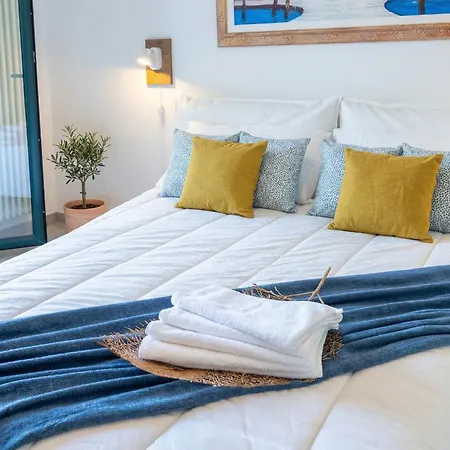 Luxury Sunshine In With Pool And Sea View Вилла *