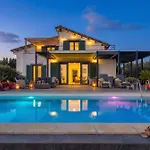 Luxury Sunshine In With Pool And Sea View