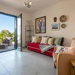 Luxury Sunshine In With Pool And Sea View Villa *