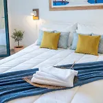 Luxury Sunshine In With Pool And Sea View Villa *
