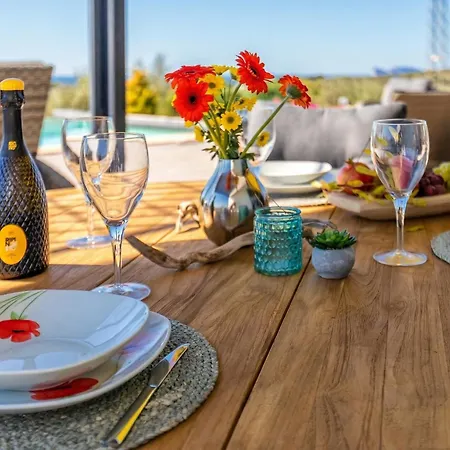 Villa Luxury Sunshine In With Pool And Sea View Alguer