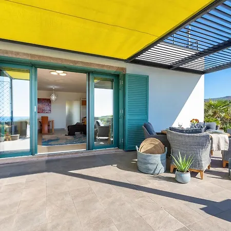 Luxury Sunshine In With Pool And Sea View Villa *
