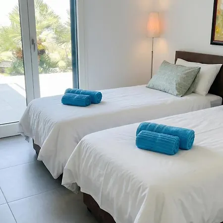 Luxury Sunshine In With Pool And Sea View *