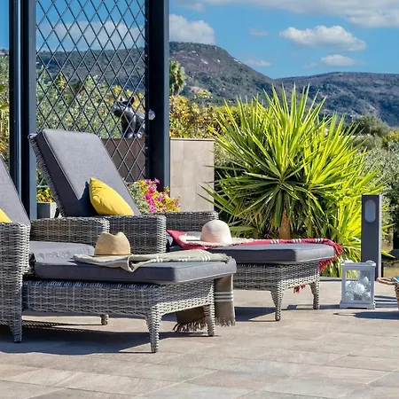 Βίλα Luxury Sunshine In With Pool And Sea View *