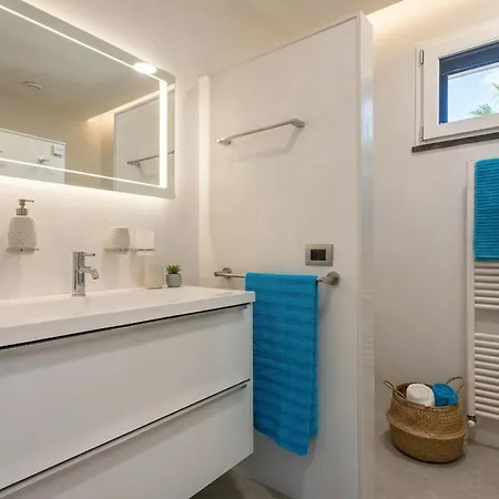 Βίλα Luxury Sunshine In With Pool And Sea View *